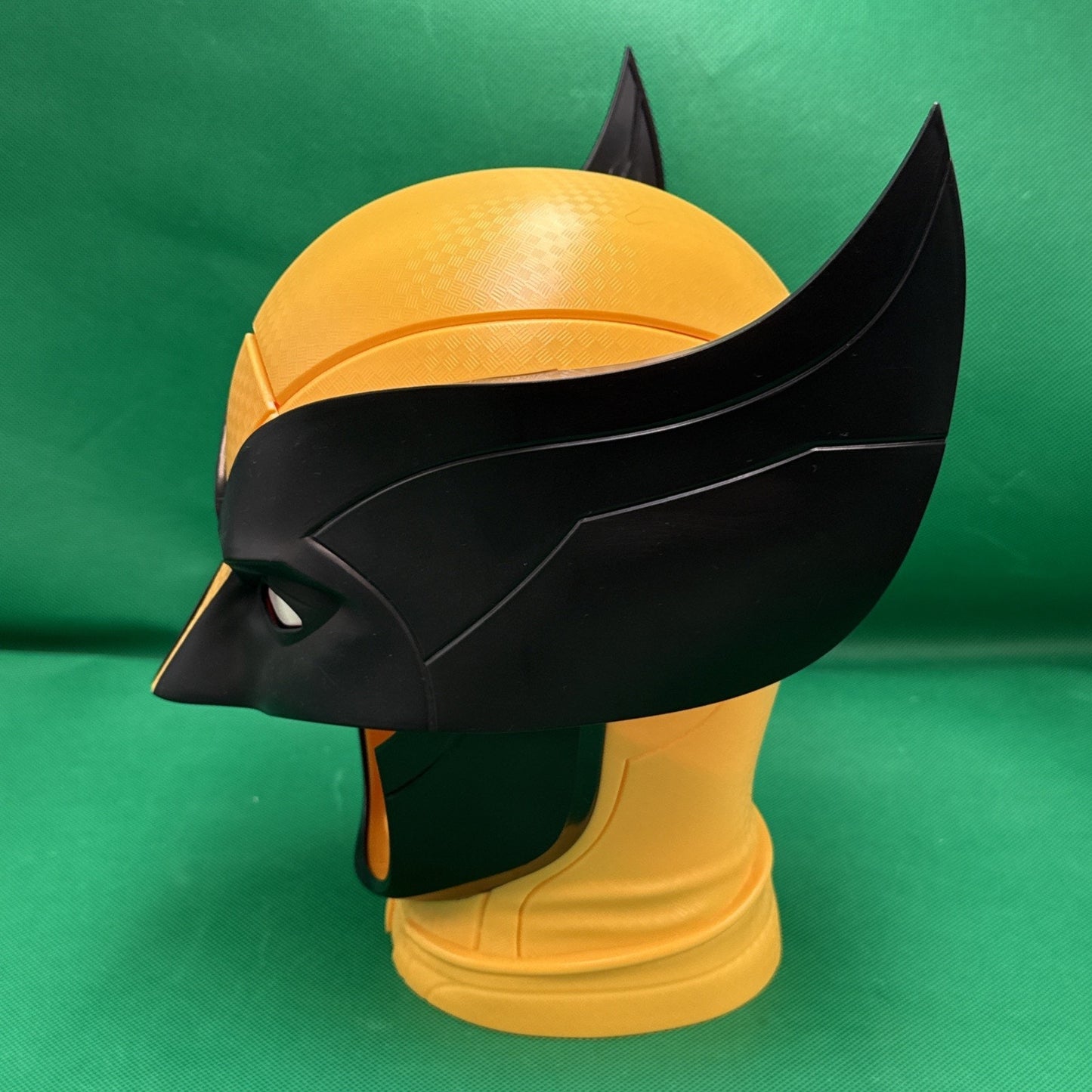 DEADPOOL & WOLVERINE MOVIE CINEMARK WOLVERINE COWL MASK POPCORN CONTAINER BUCKET