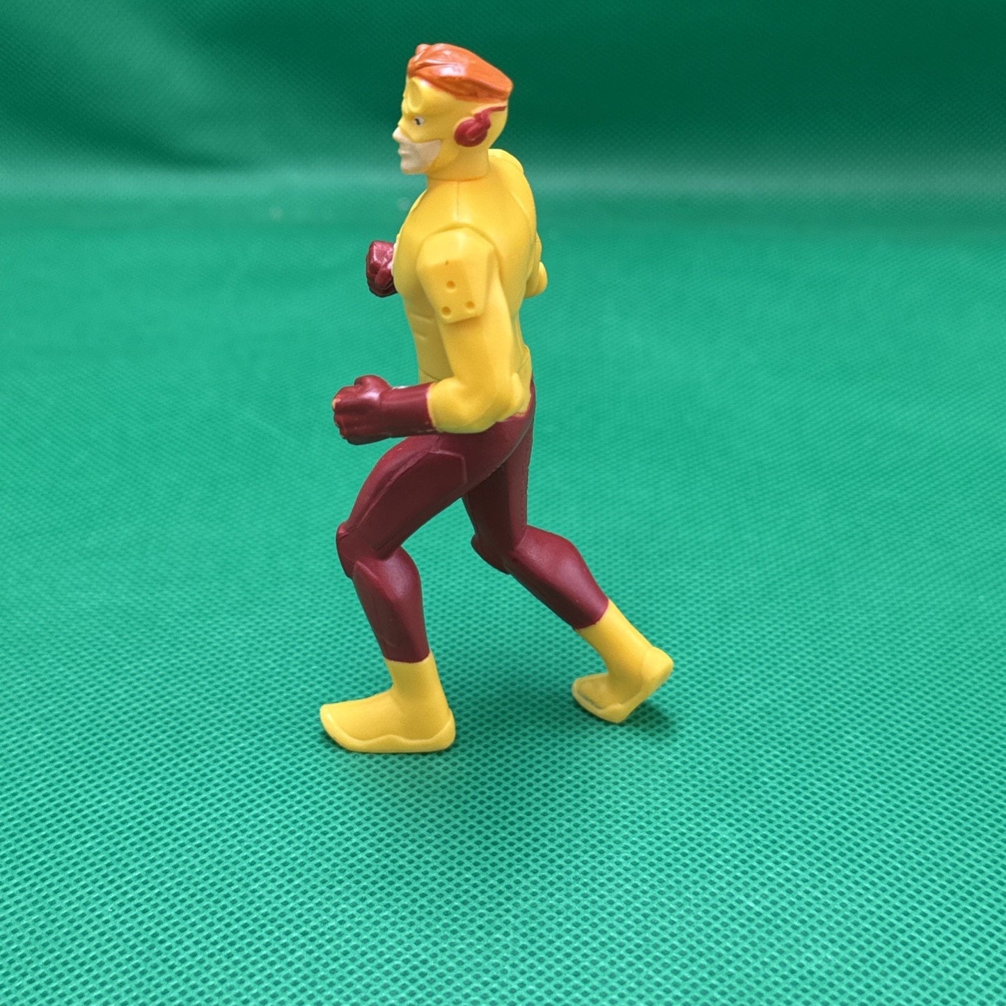 2011 McDonalds Happy Meal Kid Flash Toy Preowned