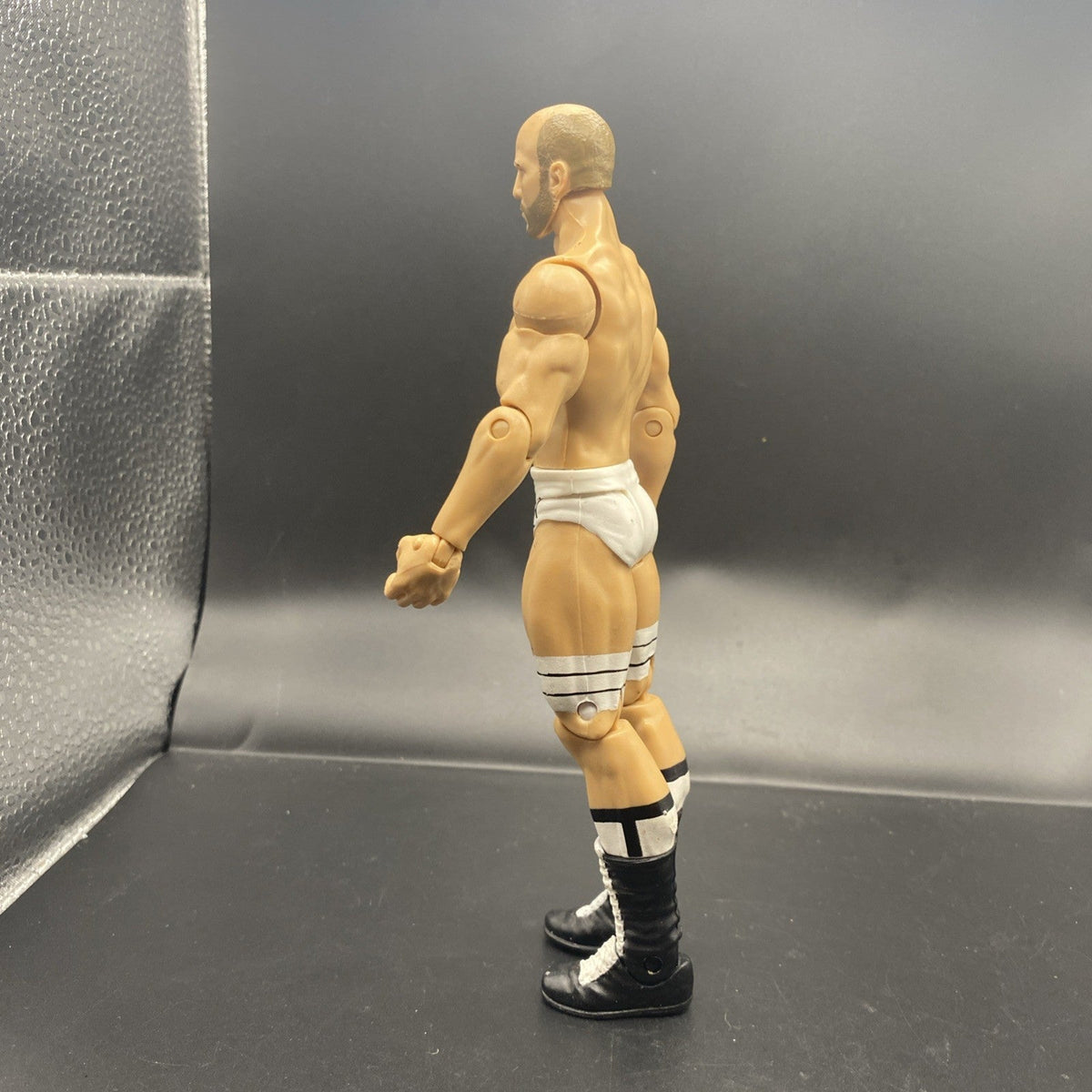 2011 Antonio Cesaro Basic Series 32 #54 Action Figure Mattel WWF WWE WCW AEW ECW
