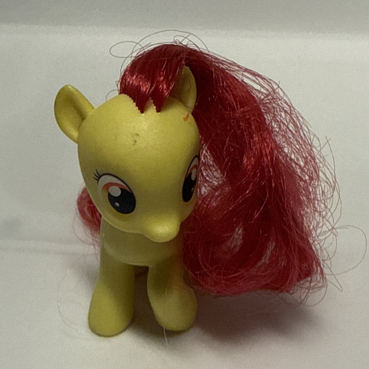 My Little Pony G4 Apple Bloom 2 1/2” Brushable Figure