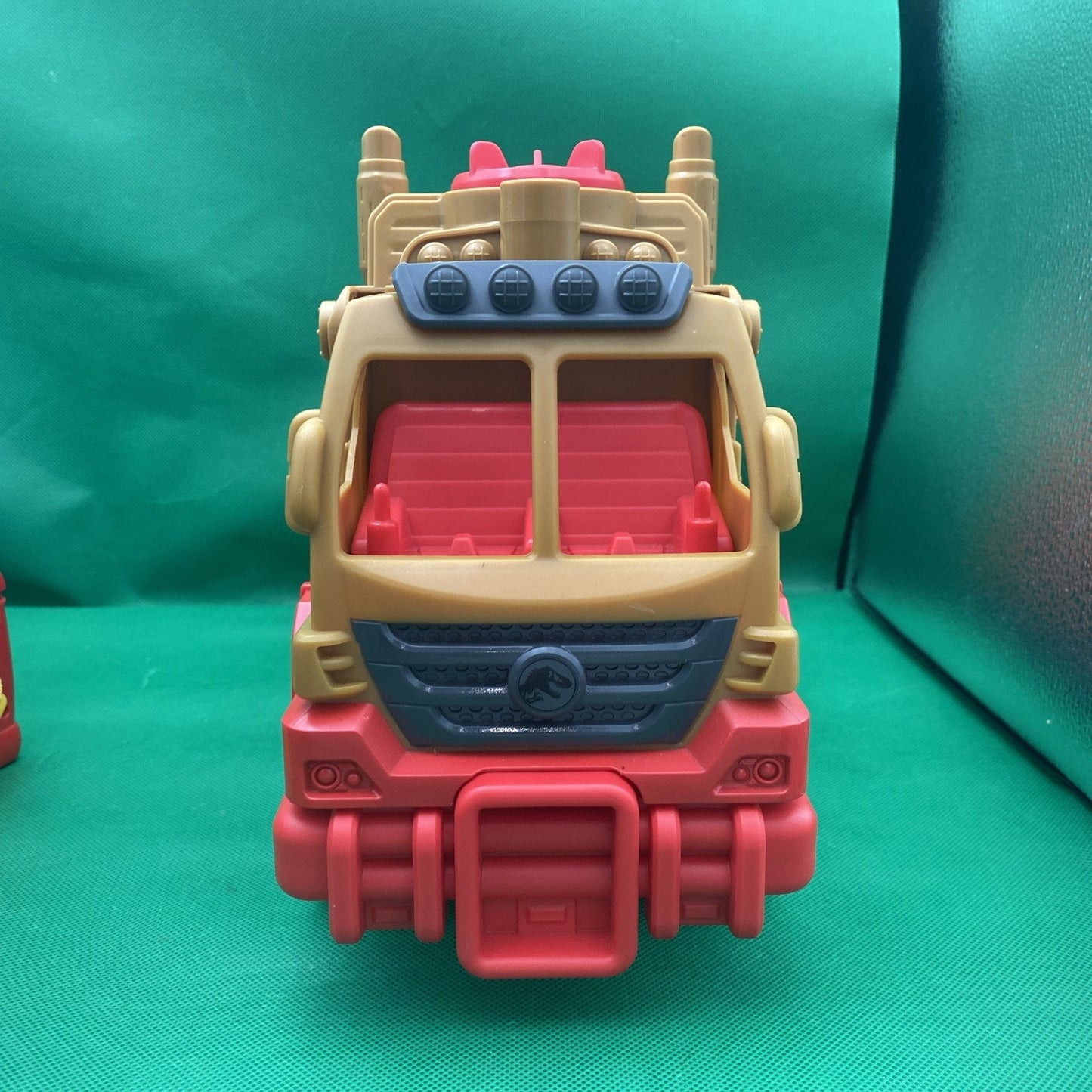 FISHER-PRICE IMAGINEXT JURASSIC WORLD DINOSAUR HAULER Truck No Cage