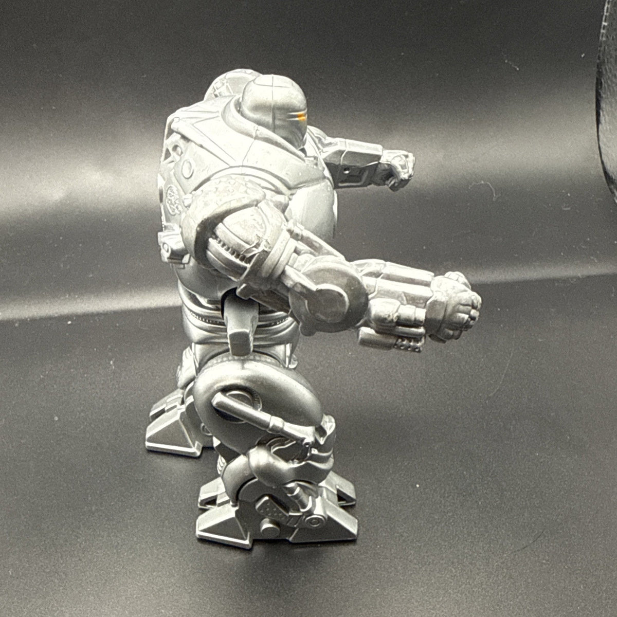 IRON MAN MOVIE IRON MONGER 4.5" ACTION FIGURE BURGER LING 2007 TOY