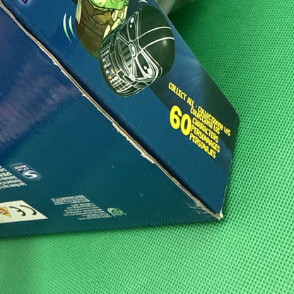 NEW MIGHTY BEANZ STAR WARS MILLENNIUM FALCON + EXCLUSIVE CHEWBACCA & HAN SOLO