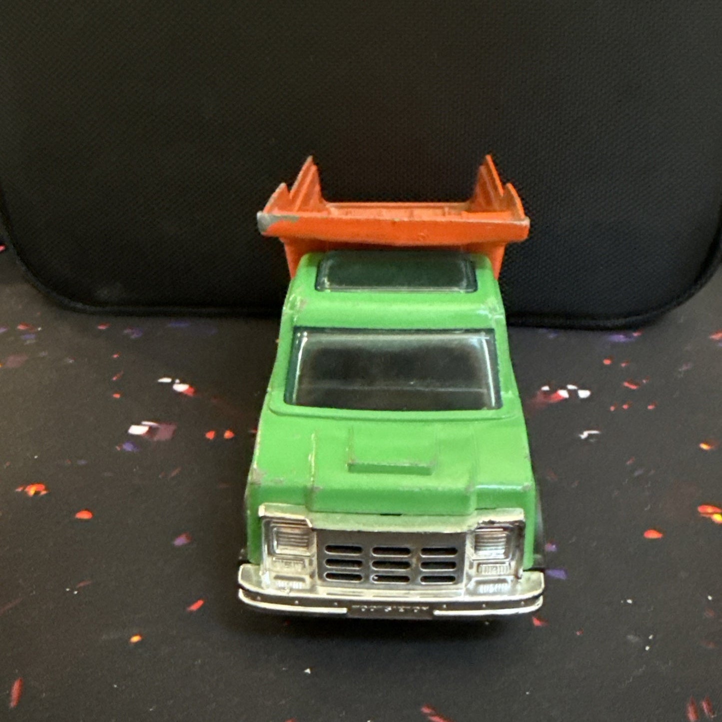 Vintage Tootsie Toy Dump Truck Green And Orange 5.75” Long Pressed Metal Car