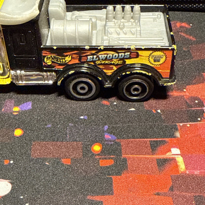1999 Vintage Hot Wheels Elwoods Garage Truck Dragster 5"L Diecast Good Condition