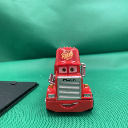 Disney Pixar Cars 3 Deluxe Mack Semi Truck Diecast B22#8