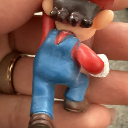 Mario Nintendo Super Mario Bros 2.5” Figure PVC Toy Olía Made In China