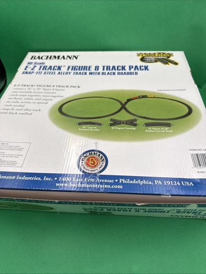 Bachmann HO Figure "8" E Z Track Steel Alloy Accessory Set - toyscardscomics