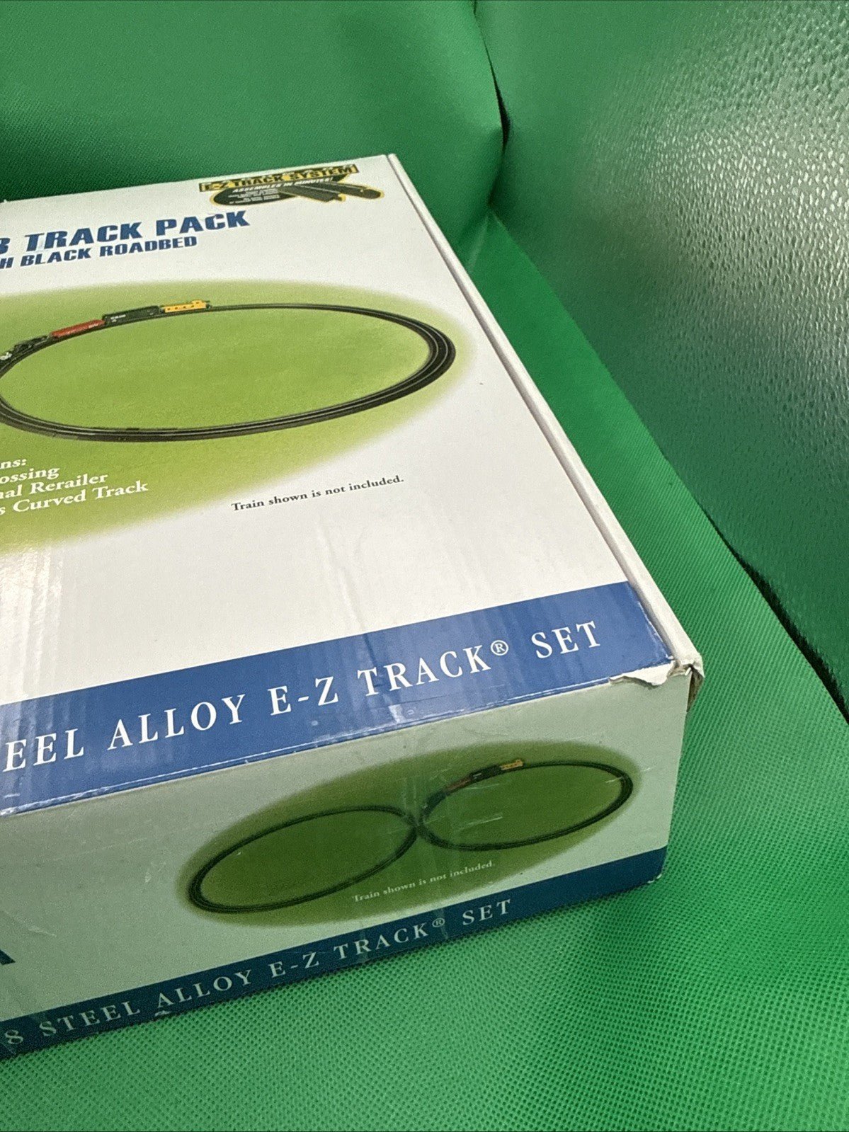 Bachmann HO Figure "8" E Z Track Steel Alloy Accessory Set - toyscardscomics