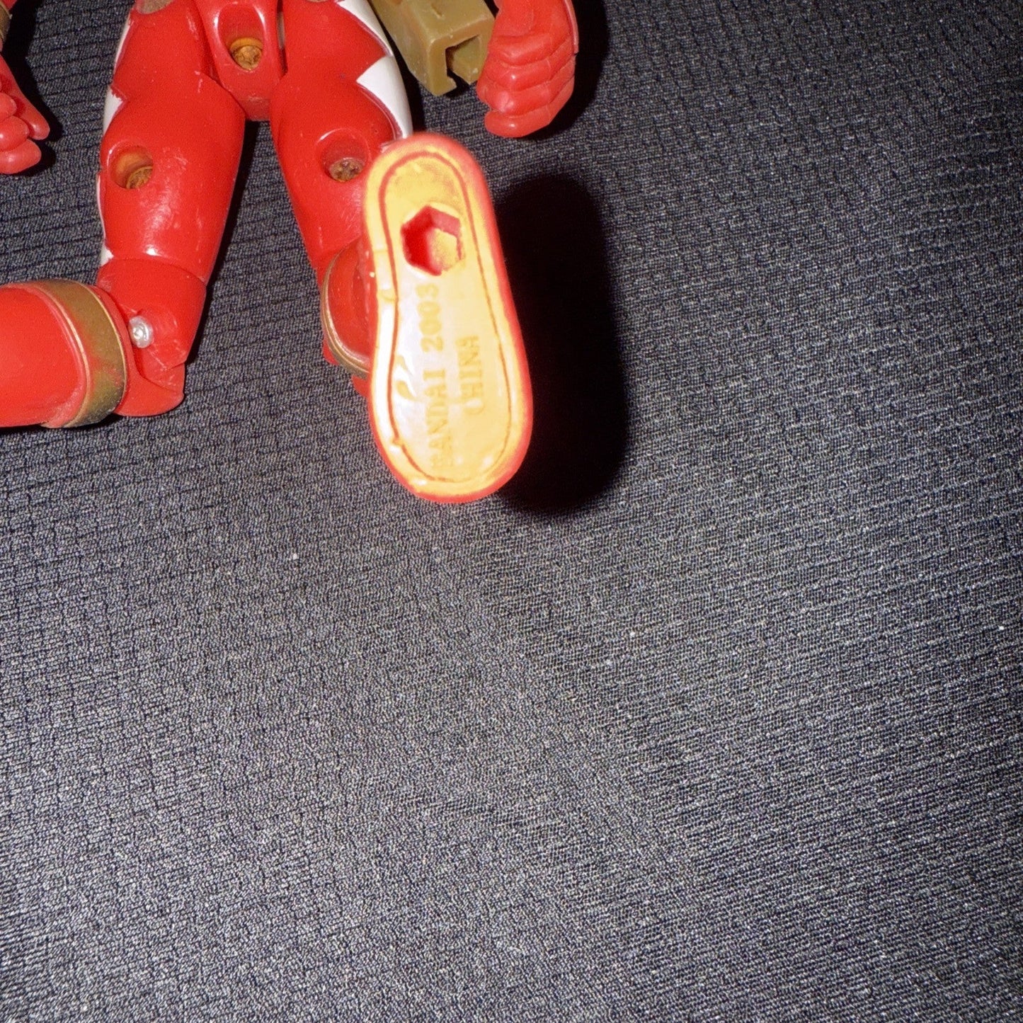 Bandai 2003 Power Rangers Dino Thunder Red Ranger Figure - toyscardscomics