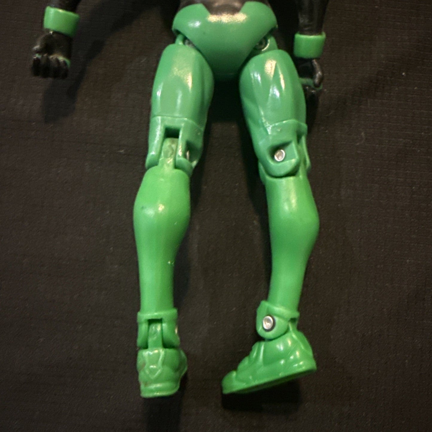 Bandai 2007 Power Rangers Jungle Fury Elephant Ranger (green) 6" Action Figure - toyscardscomics