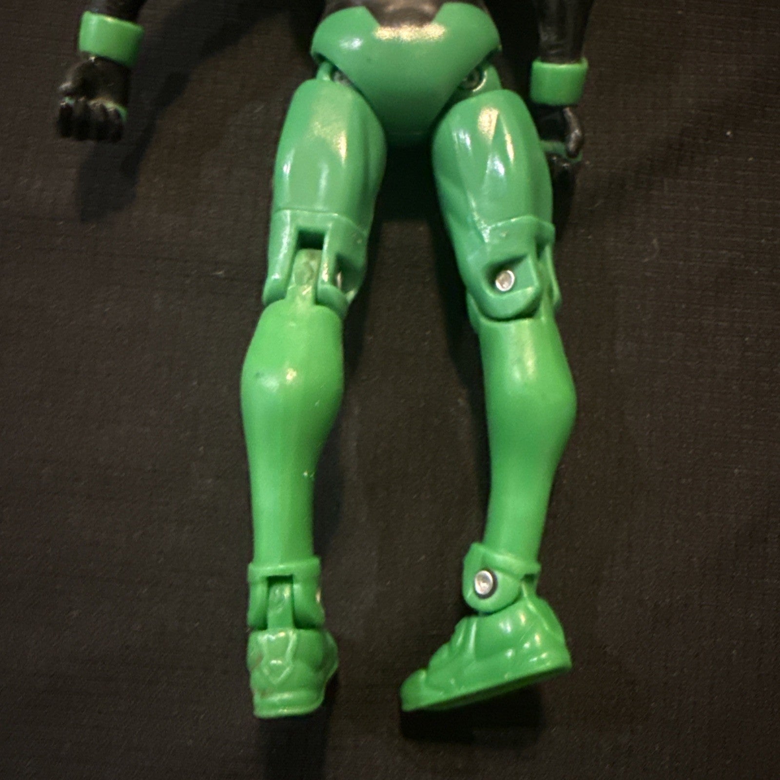 Bandai 2007 Power Rangers Jungle Fury Elephant Ranger (green) 6" Action Figure - toyscardscomics