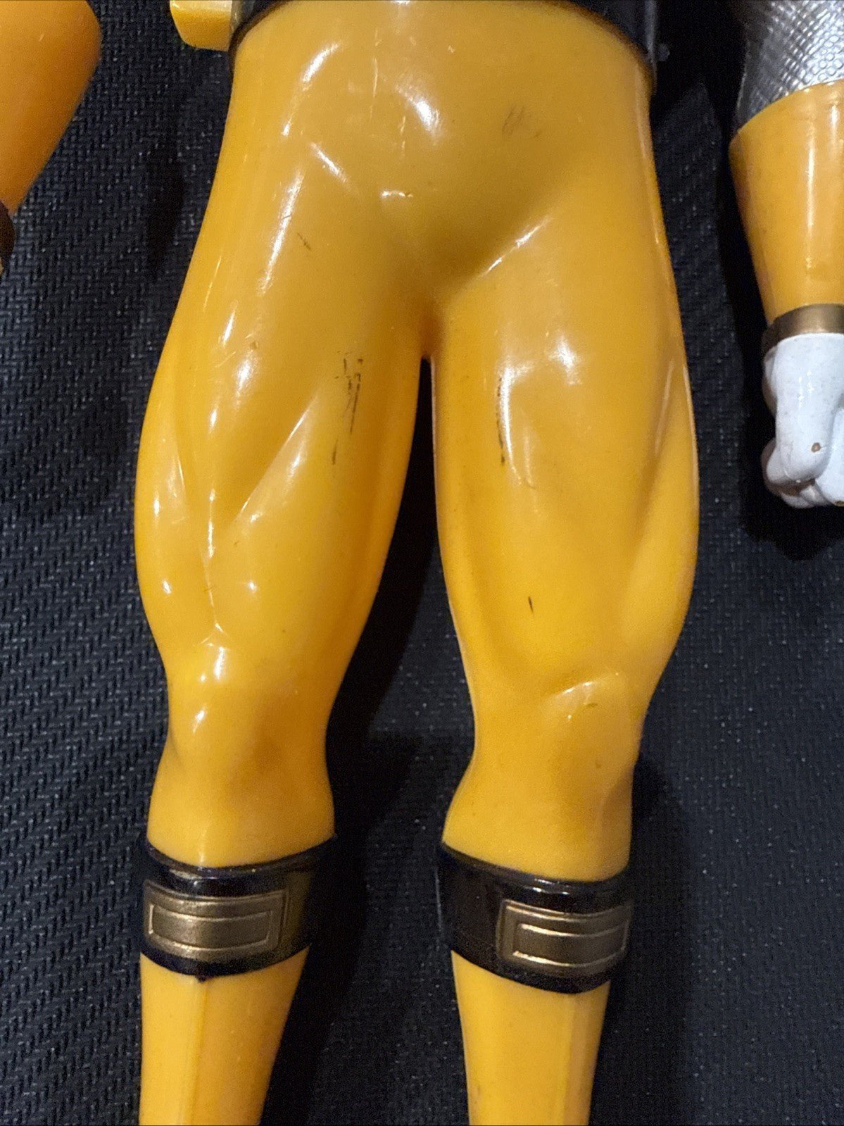 Bandai Power Rangers Dino Thunder Yellow Action Figure *Does Not Talk* [A5] - toyscardscomics