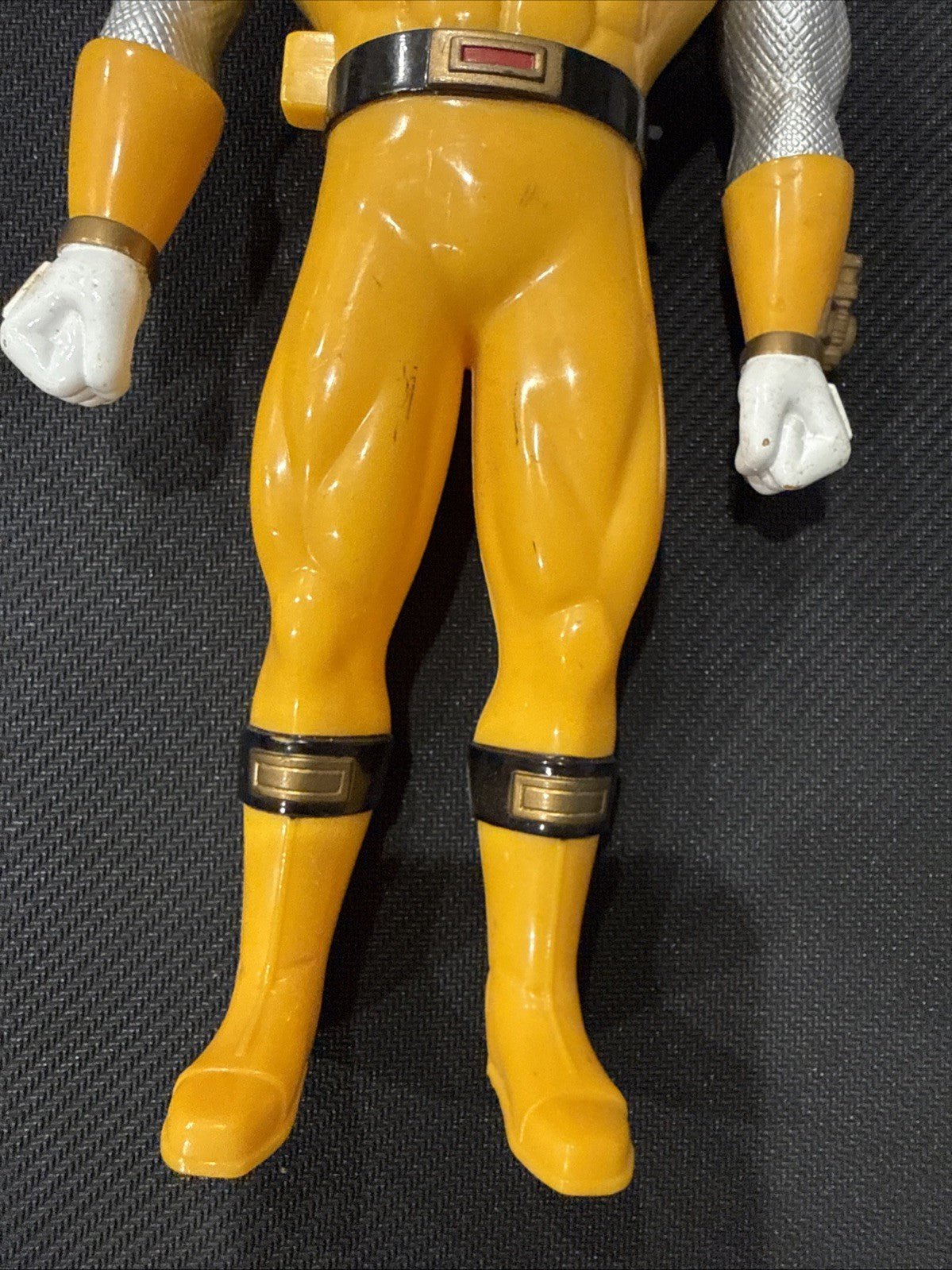 Bandai Power Rangers Dino Thunder Yellow Action Figure *Does Not Talk* [A5] - toyscardscomics