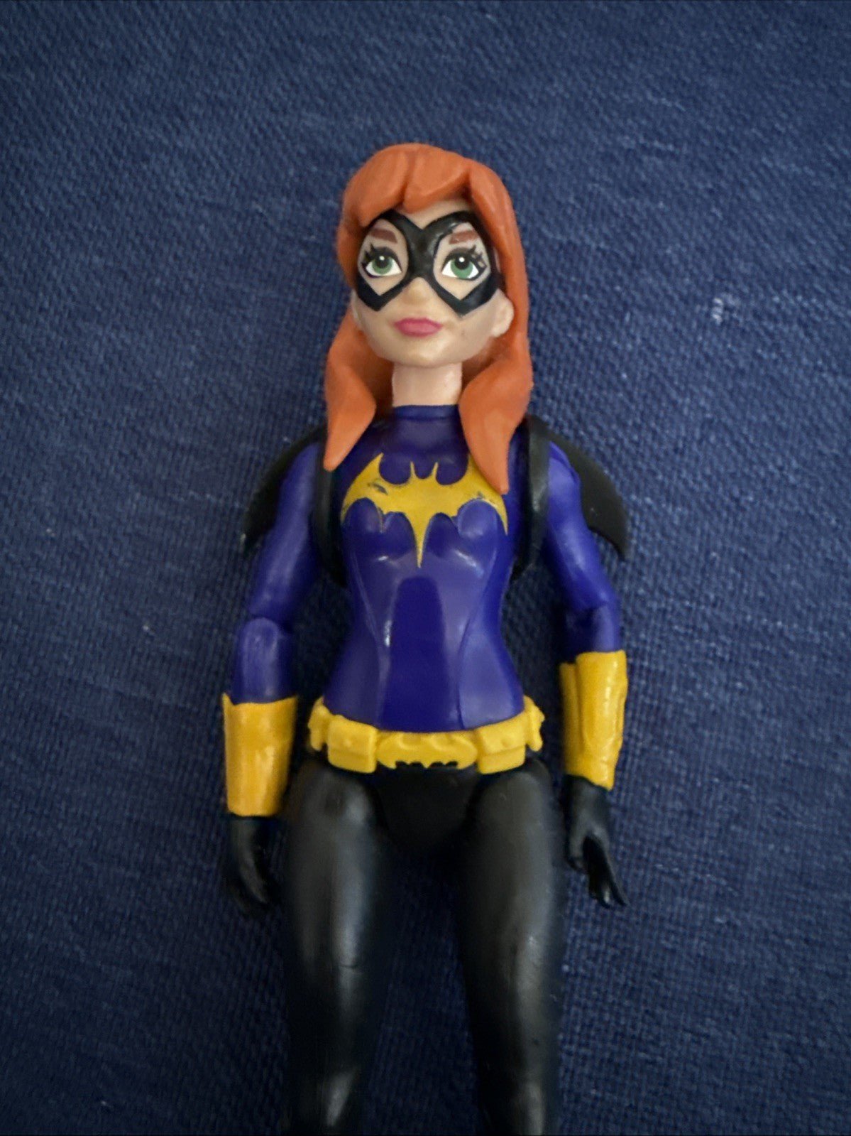 BATGIRL DC SUPER HERO GIRL 6” ACTION FIGURE PLASTIC TOY 2015 - toyscardscomics