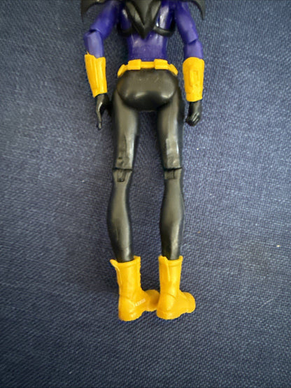 BATGIRL DC SUPER HERO GIRL 6” ACTION FIGURE PLASTIC TOY 2015 - toyscardscomics