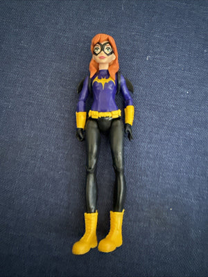 BATGIRL DC SUPER HERO GIRL 6” ACTION FIGURE PLASTIC TOY 2015