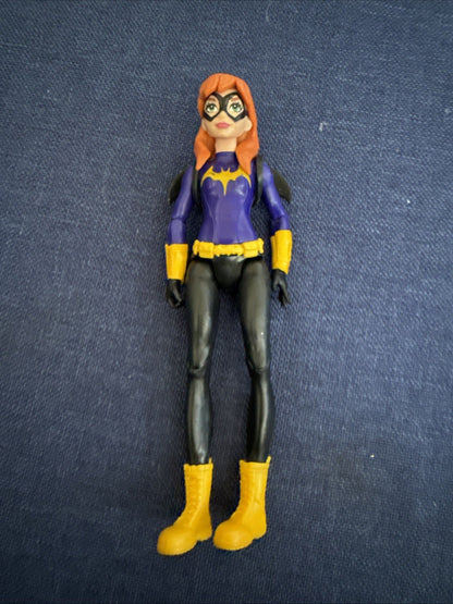 BATGIRL DC SUPER HERO GIRL 6” ACTION FIGURE PLASTIC TOY 2015 - toyscardscomics