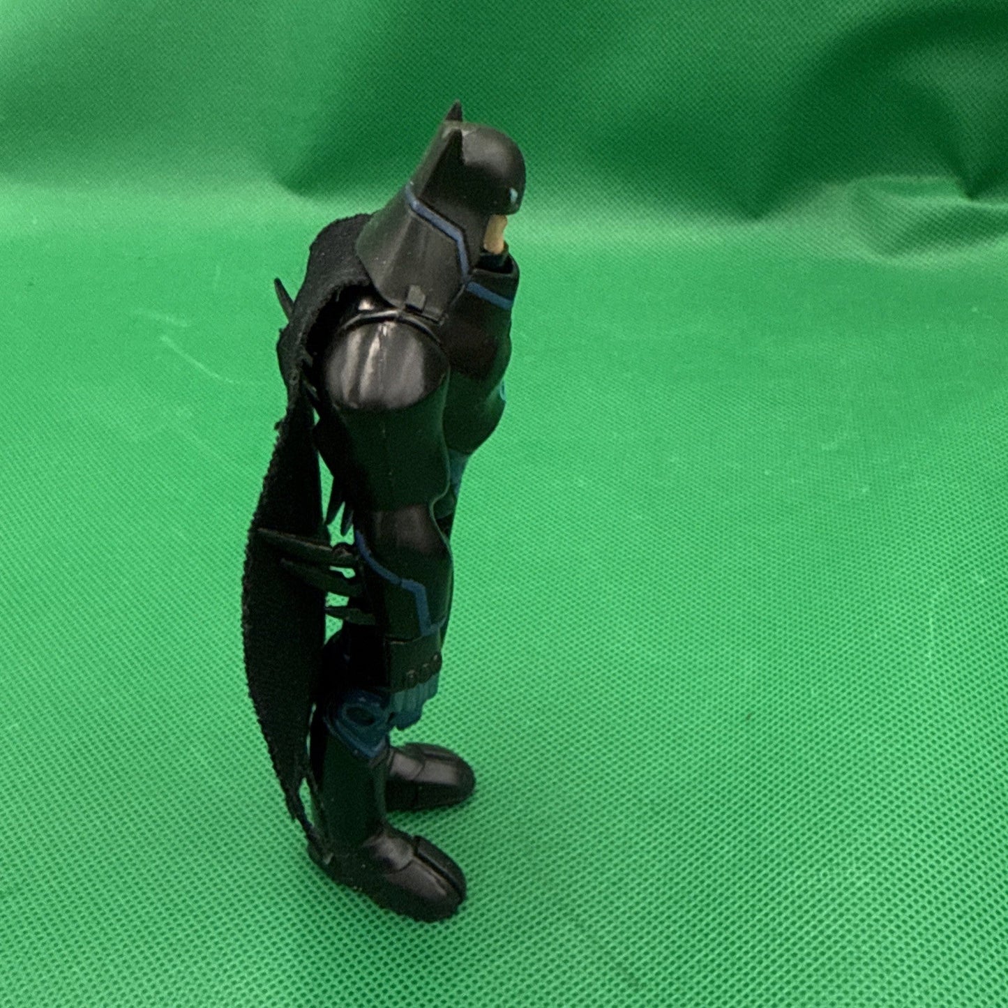 batman action figure - toyscardscomics