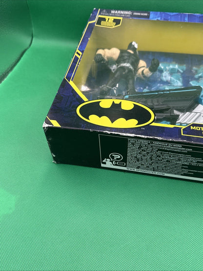Batman moto - tank toy vehicle bane batman action figures DC Comics - toyscardscomics
