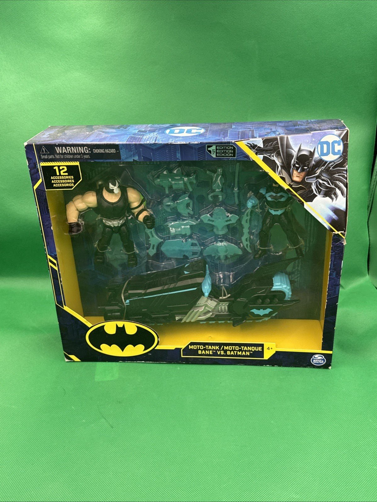 Batman moto - tank toy vehicle bane batman action figures DC Comics - toyscardscomics