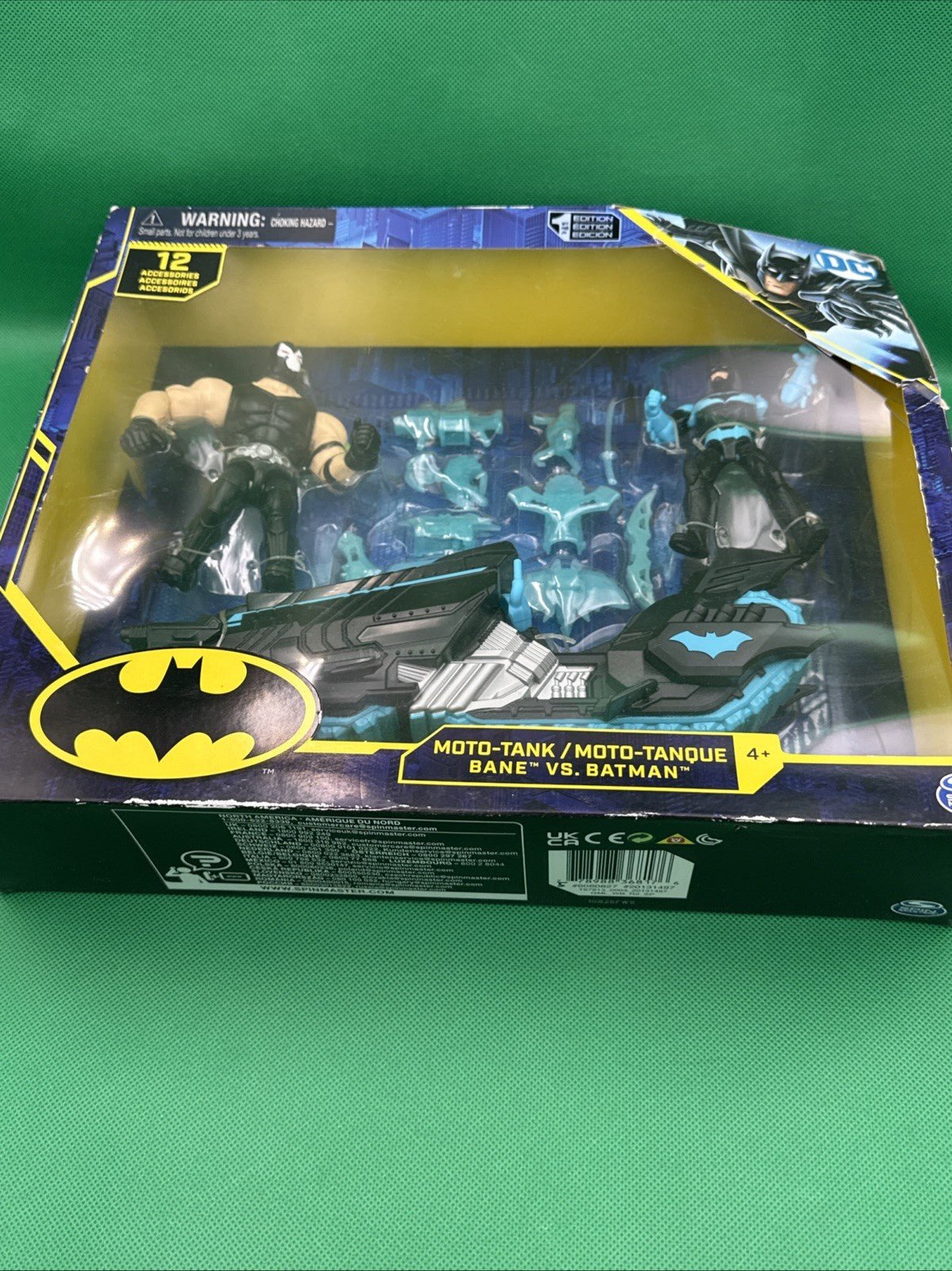 Batman moto - tank toy vehicle bane batman action figures DC Comics - toyscardscomics