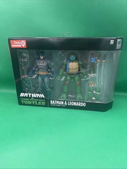 Batman vs Teenage Mutant Ninja Turtles Batman & Leonardo GameStop Exclusive - toyscardscomics