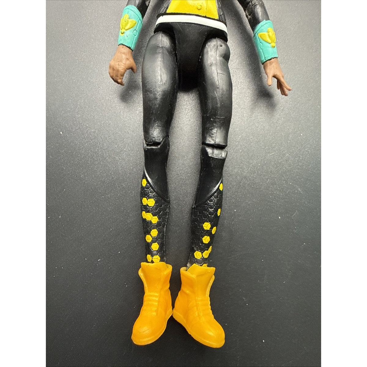 Mattel DC Comics Super Hero Girls 6” Bumblebee Action Figure without Wings 2015