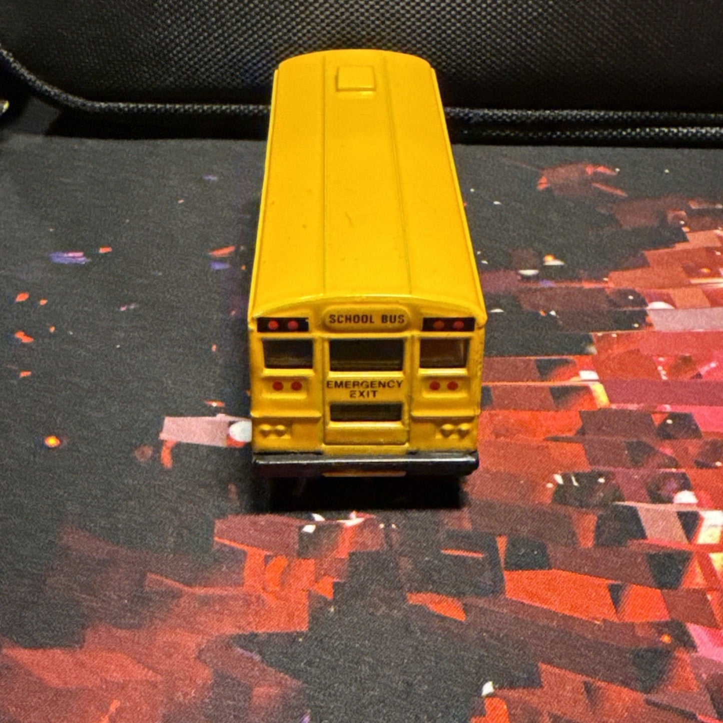 Toysmith 5" YELLOW Diecast SCHOOL BUS WITH PULL BACK ACTION