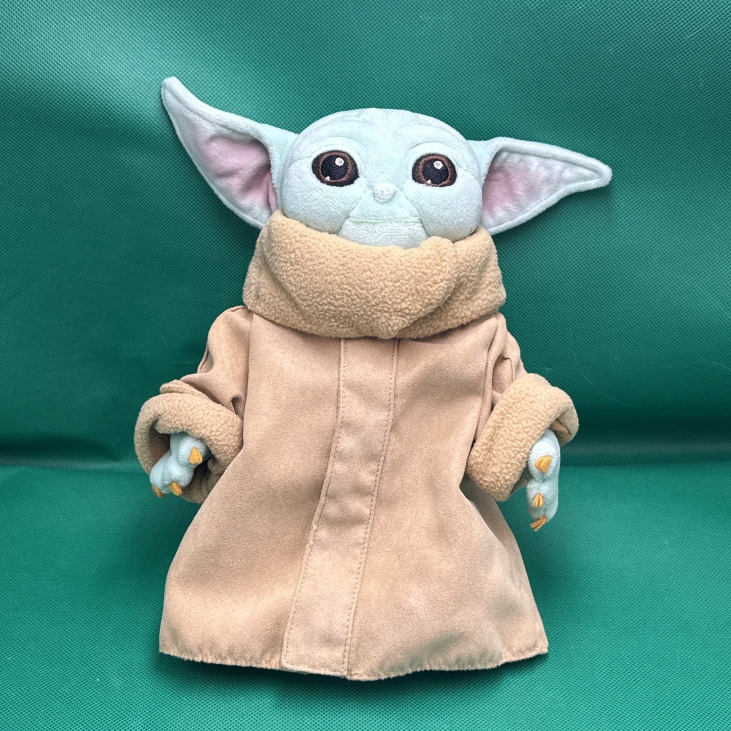 baby yoda stuffy No Tag