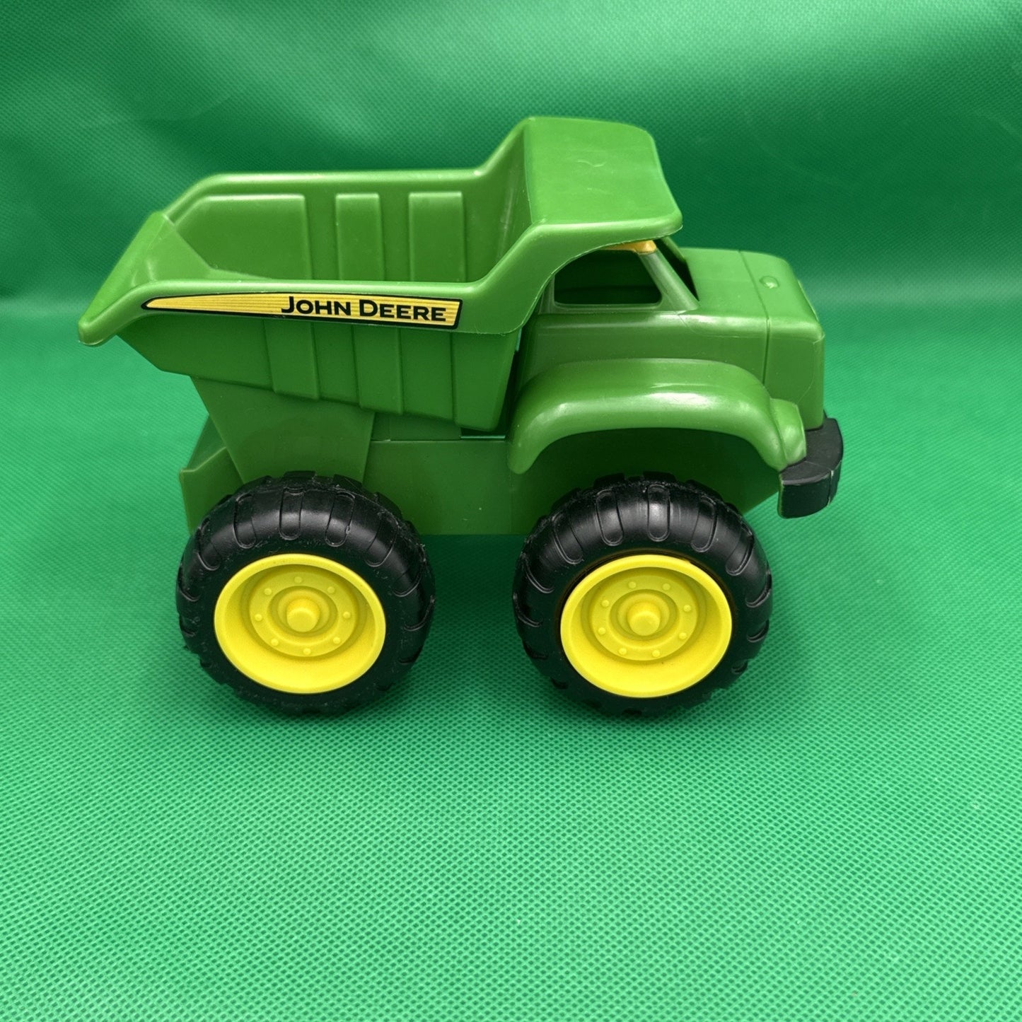 John Deere 6" Big Scoop Dump Truck Toy Green & Yellow Logo Kids Toy