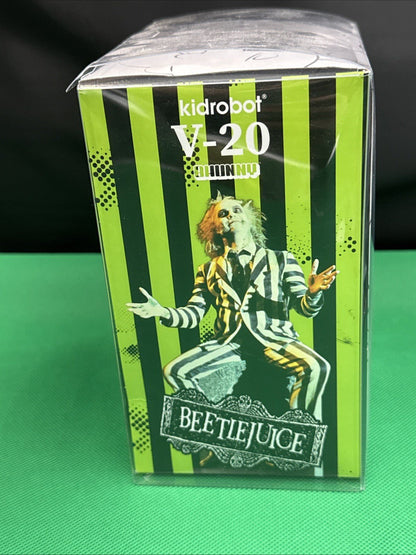 Beetlejuice Bhunny V - 20 Vinyl Figure by Kidrobot 4" NEW - toyscardscomics