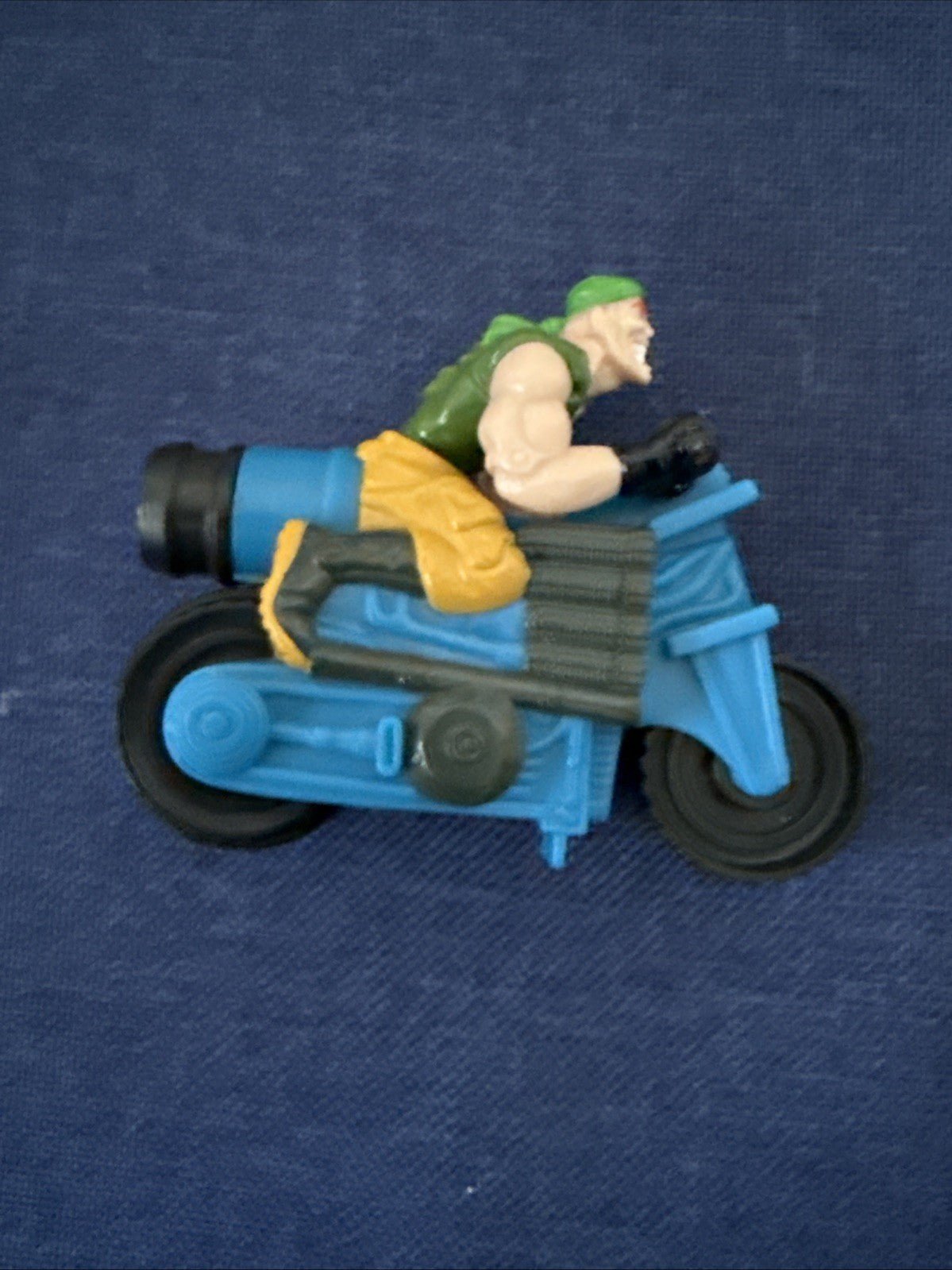 Burger King Kid's Meal Toy Small Soldiers 1998 Nick Nitro on Motorcycle - toyscardscomics
