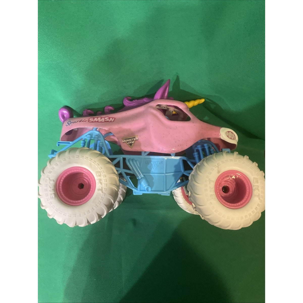 Monster Jam Sparkle Smash RC Truck w/ Remote Controller Pink White Purple Blue