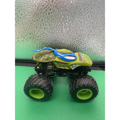 2009 Hot Wheels Monster Jam Flag Series Teenage Mutant Ninja Turtles Leonardo
