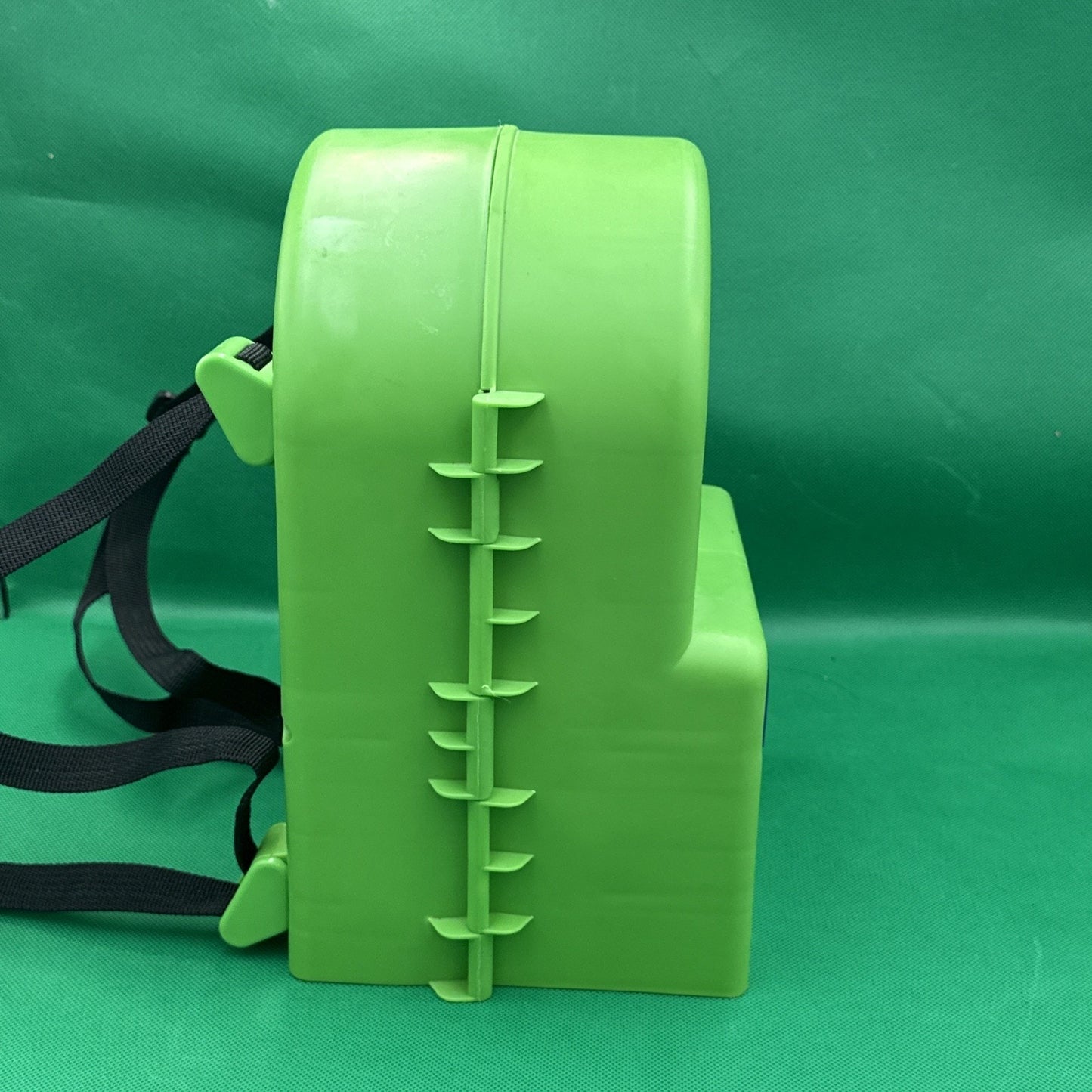 Pokémon Carrying Case Play set Backpack Unfolds On The Go Play No Figures