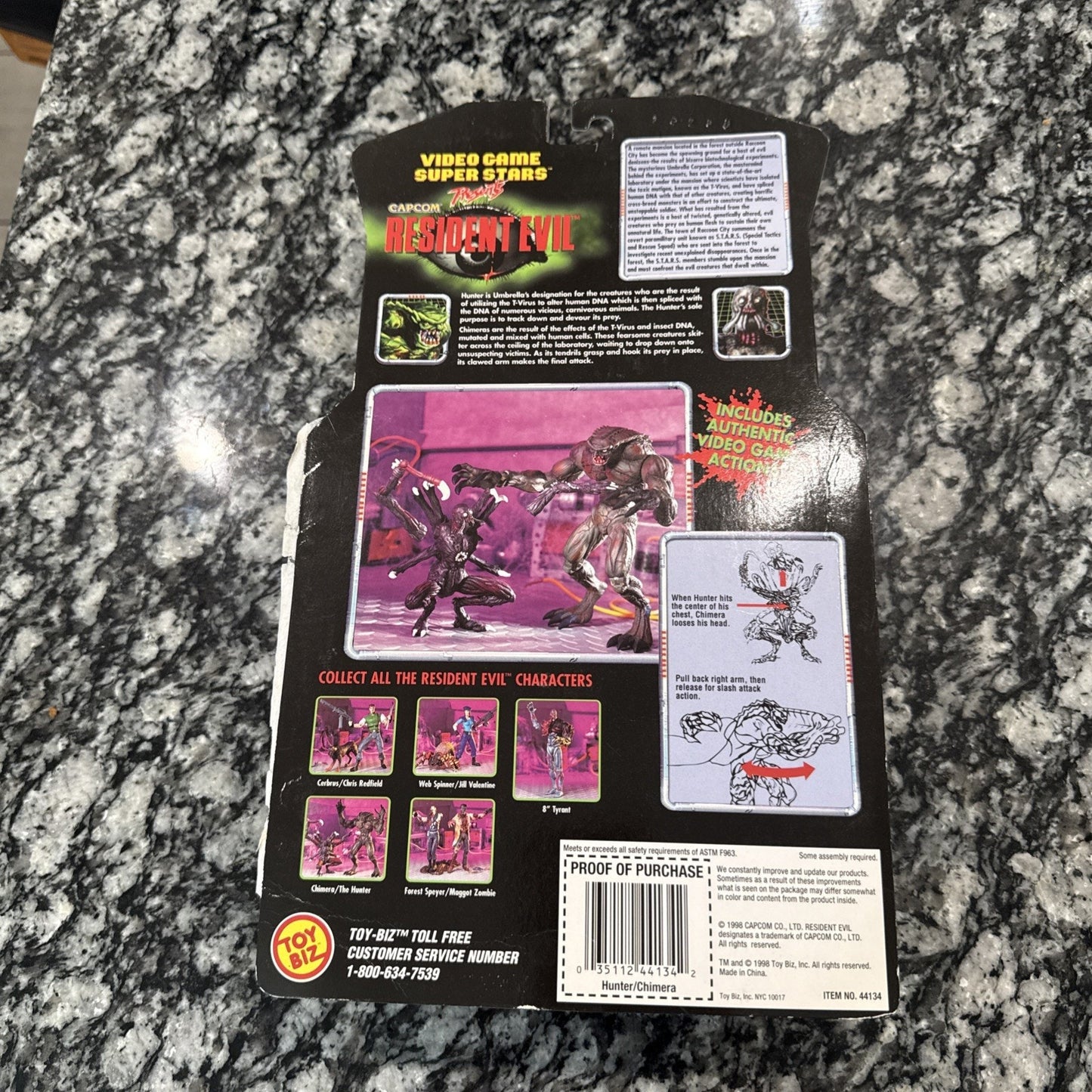 Vtg 1998 Resident Evil Hunter w/Slash Attack CARD ONLY No Figure