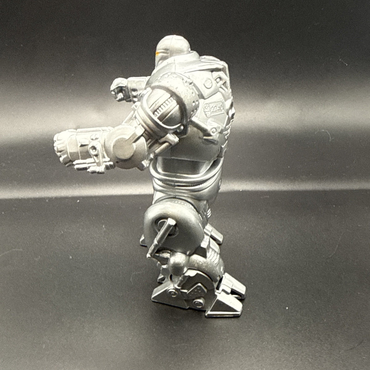 IRON MAN MOVIE IRON MONGER 4.5" ACTION FIGURE BURGER LING 2007 TOY