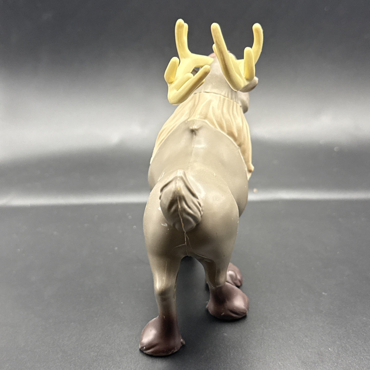 2018 Hasbro Disney Frozen 2 Adventure Collection Sven Action Figure, 5+
