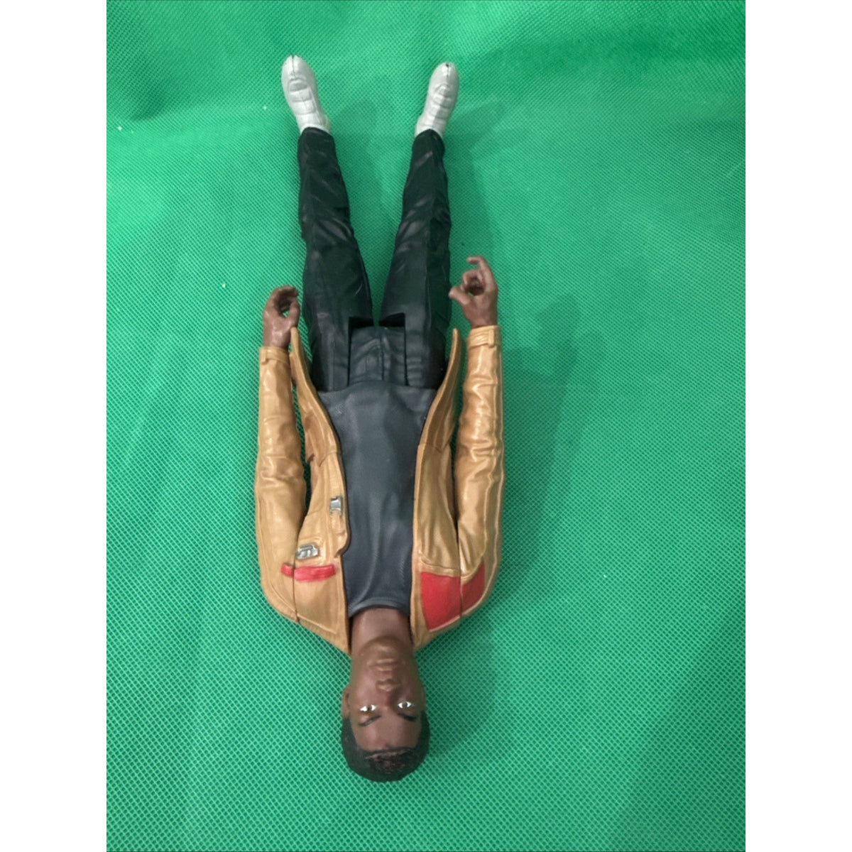 2015 FINN (Jakku) Star Wars THE FORCE AWAKENS Hasbro 11 inch Loose Action Figure