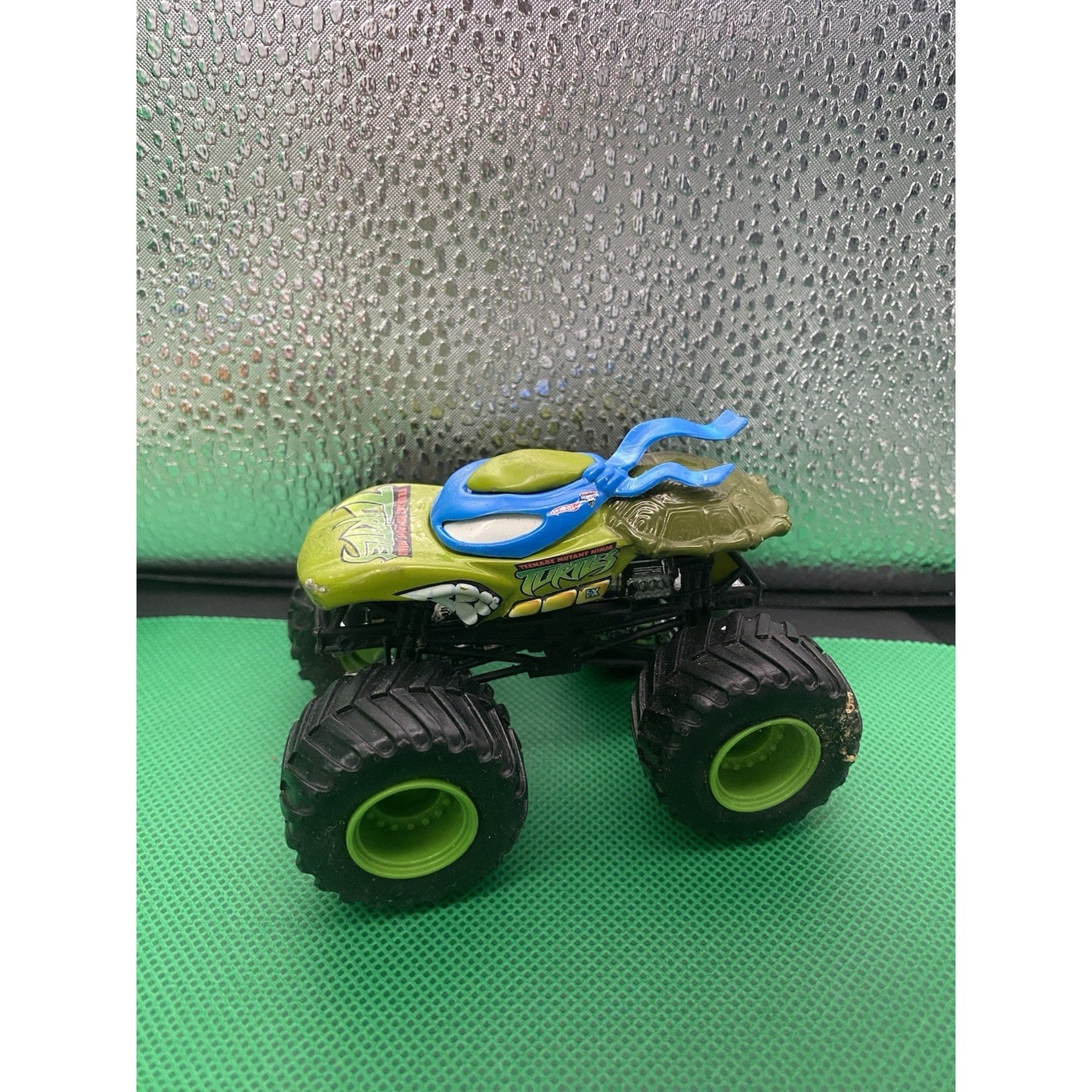 2009 Hot Wheels Monster Jam Flag Series Teenage Mutant Ninja Turtles Leonardo