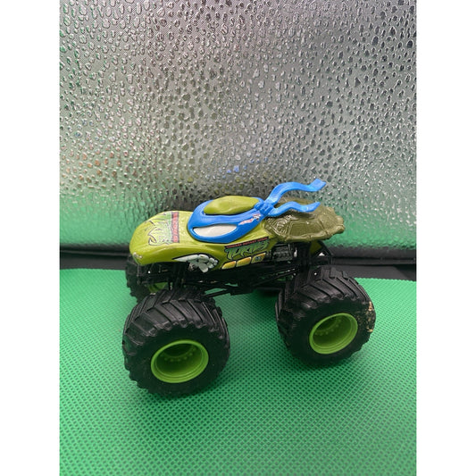 2009 Hot Wheels Monster Jam Flag Series Teenage Mutant Ninja Turtles Leonardo