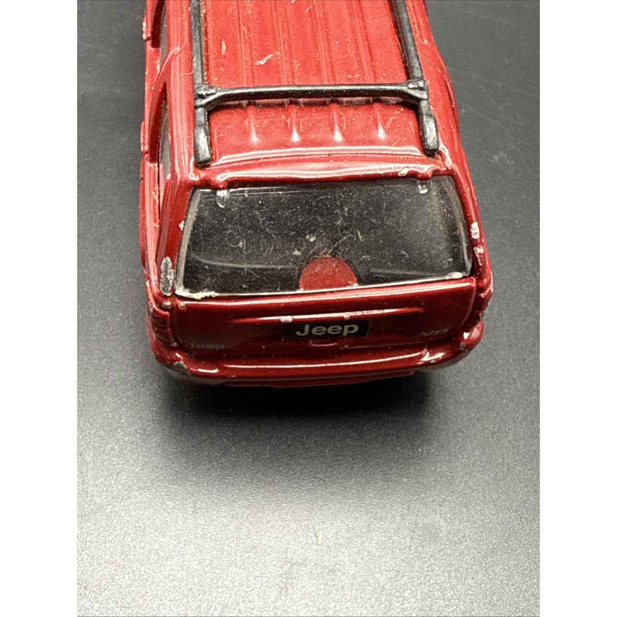 Diecast 2000 Jeep Grand Cherokee ~ 1/42 Scale ~ Red ~ MAISTO