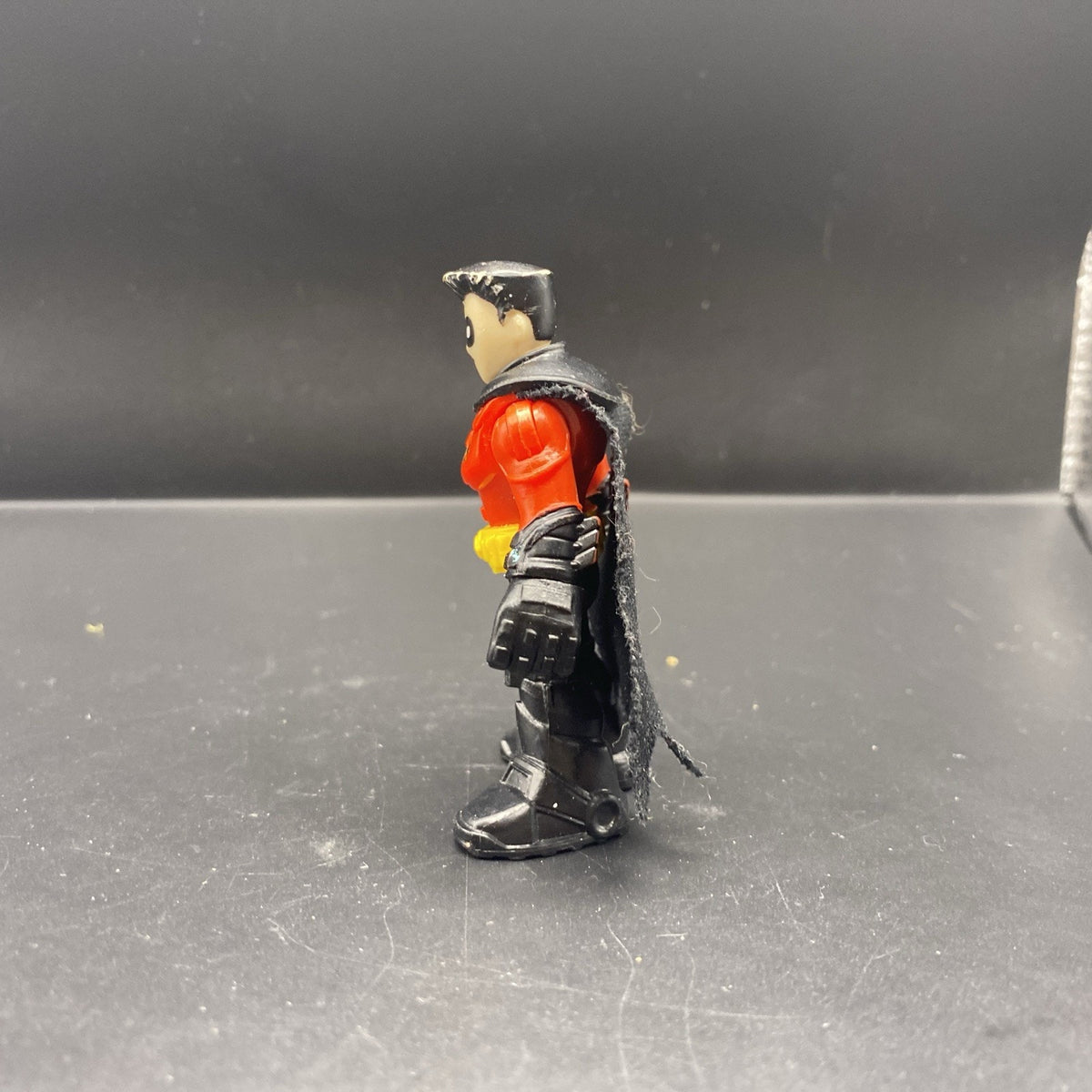 Fisher-Price Imaginext Super Friends DC Comics Robin Red Series 1 - 3” Figure