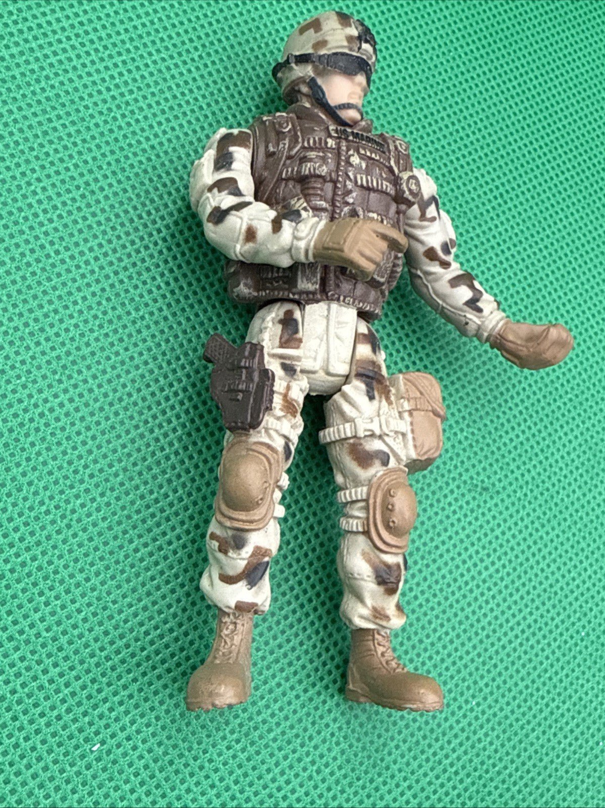 Chap Mei Excite U.S.M.C. 4" Marine Desert Camo Infantry Soldier USMC - VGC - toyscardscomics