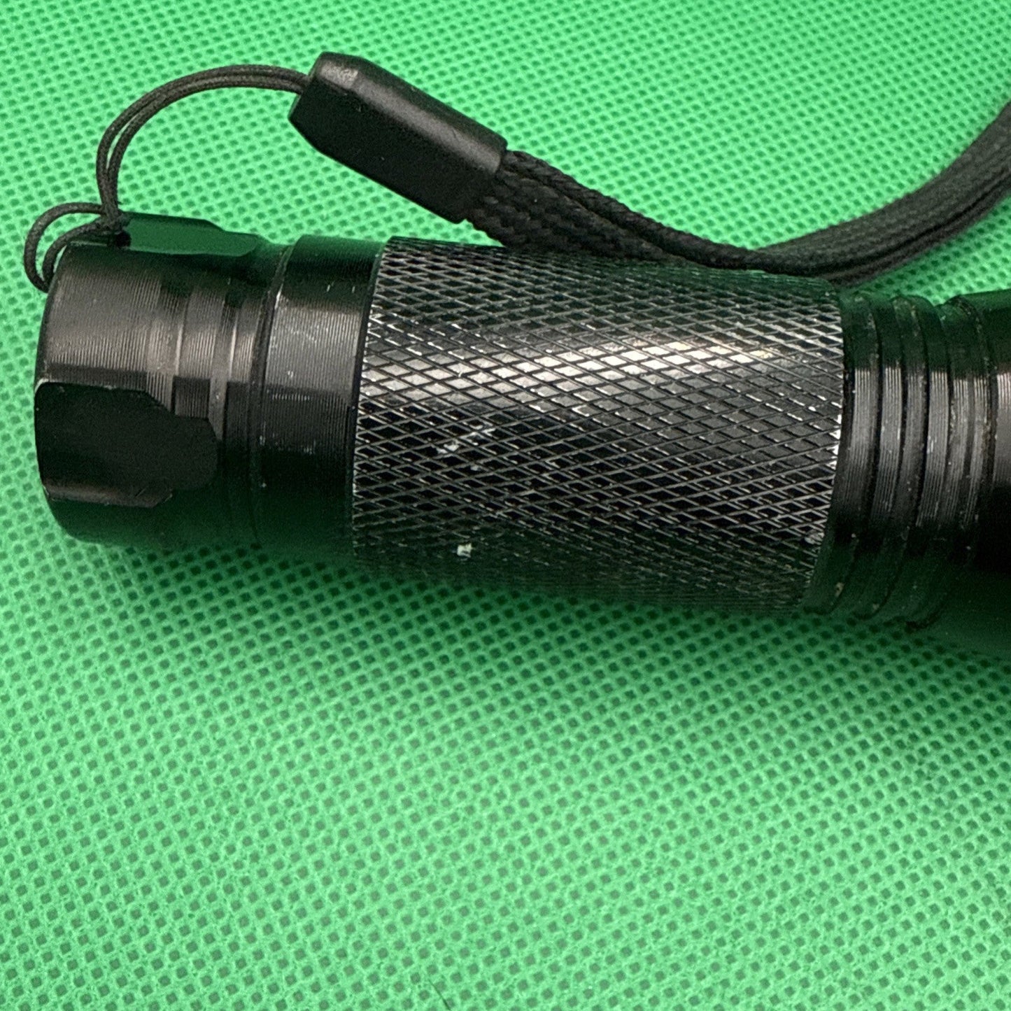 CREE Flashlight leds 250 1248 - toyscardscomics