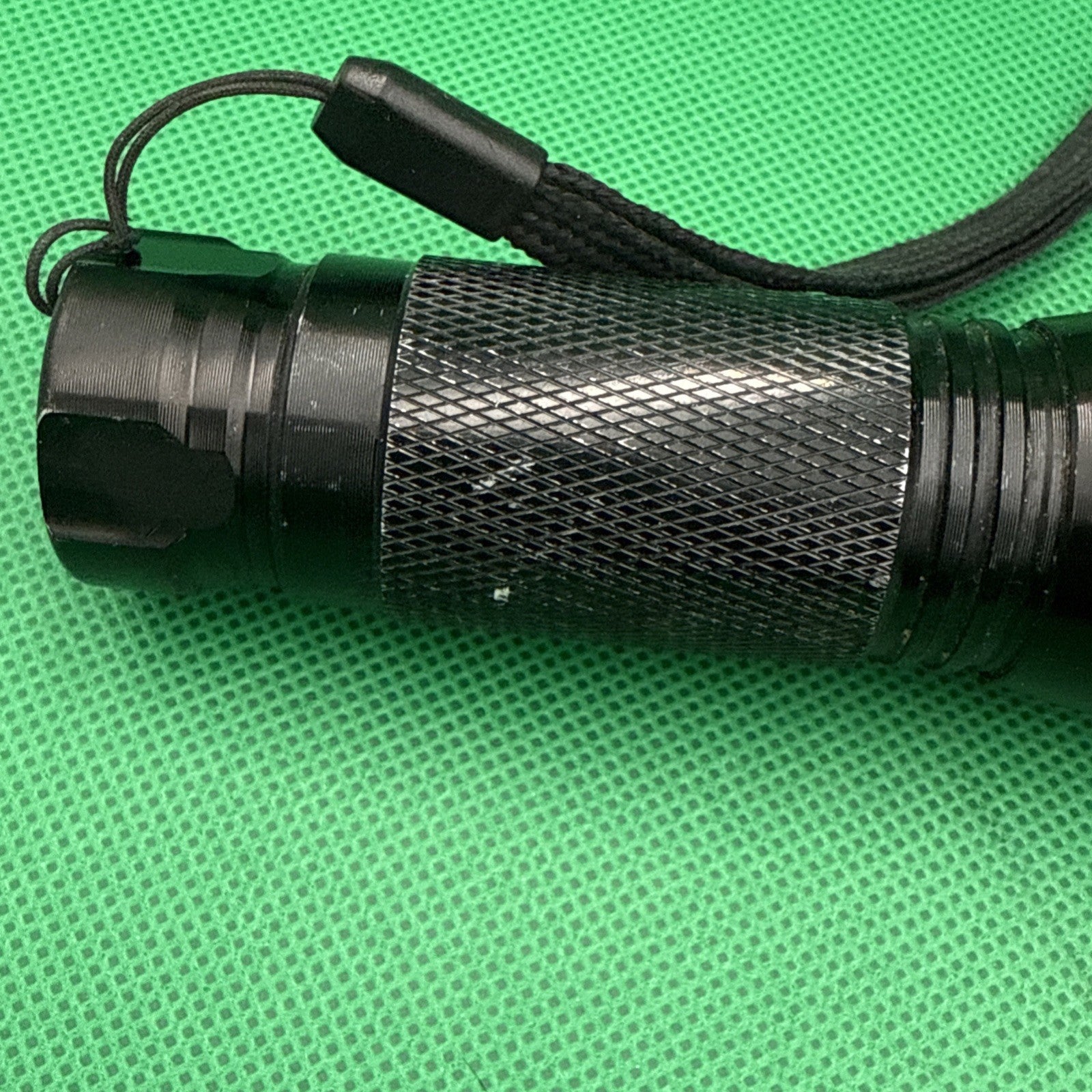 CREE Flashlight leds 250 1248 - toyscardscomics