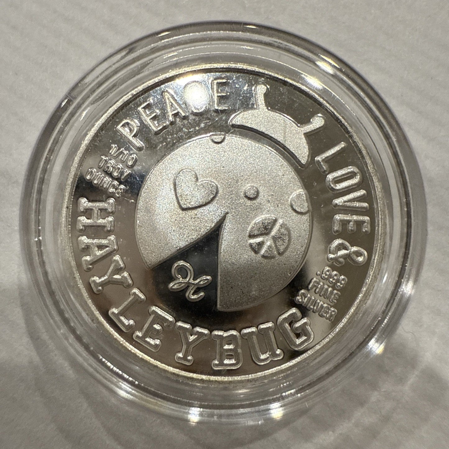 Crypt 1331 Hayleybug Mint Halloween 1/10 Oz - Me Eat Face - 999 Silver Art Round - toyscardscomics