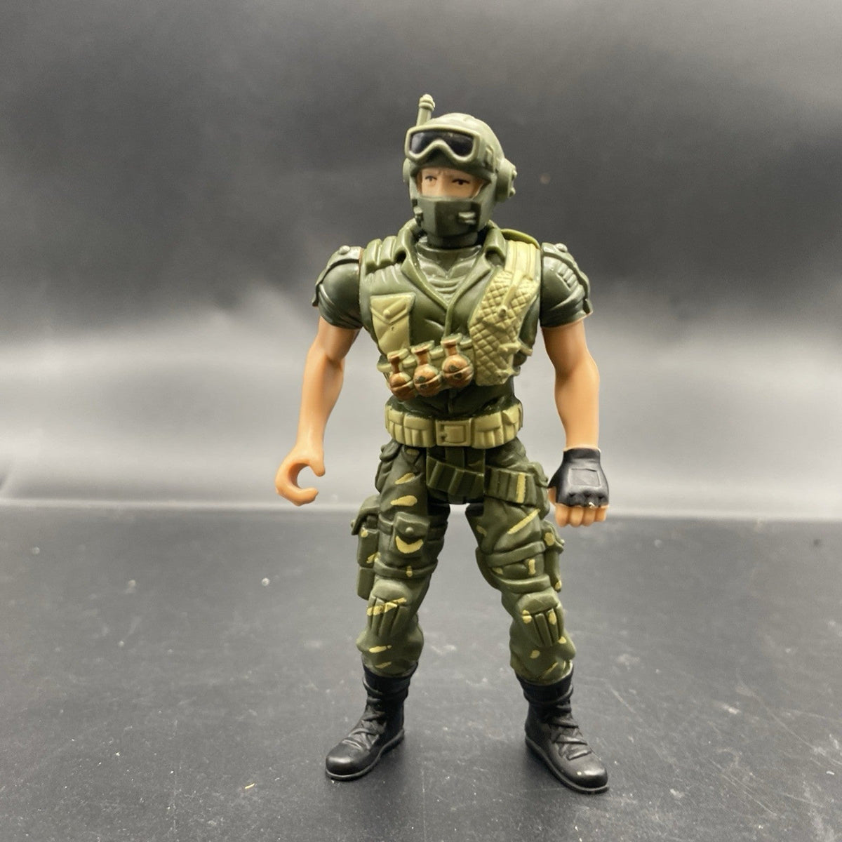 Chap Mei Soldier Force Military Soldier 4" Action Figure Camo Grenades Loose
