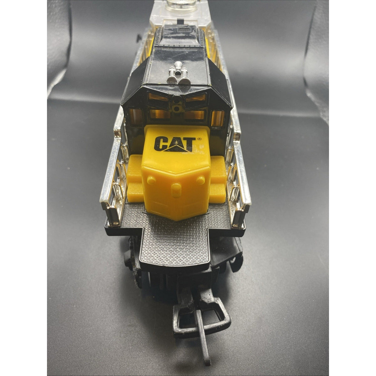 Toy State CAT Caterpillar Construction Express Train Locomotive Tested Works